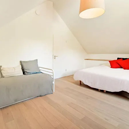 Spacious Holiday In Hamoir, Between Durbuy And *